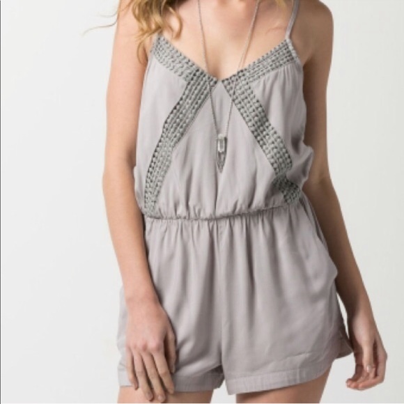 Solemio Pants - Taupe gray romper size small